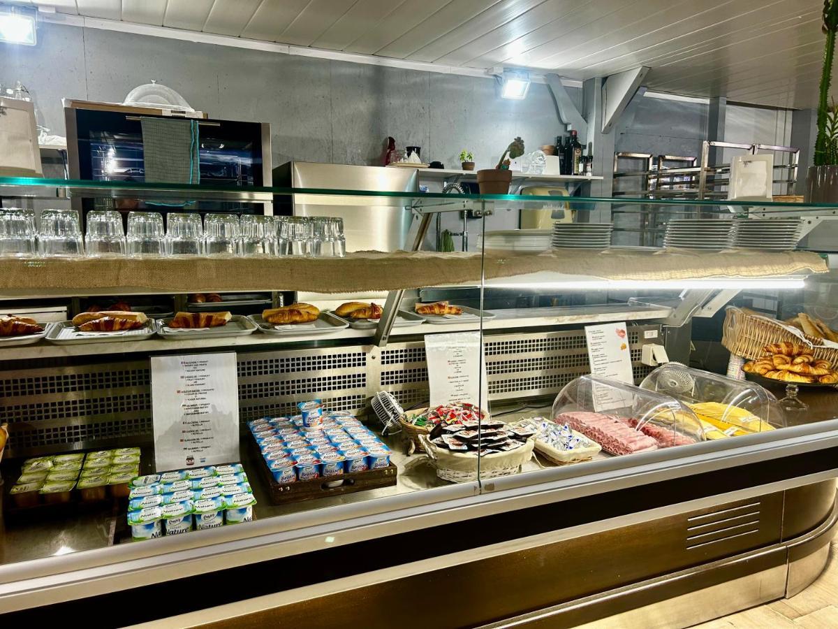 Hotel Acajou 아르젤레쉬르메르 외부 사진