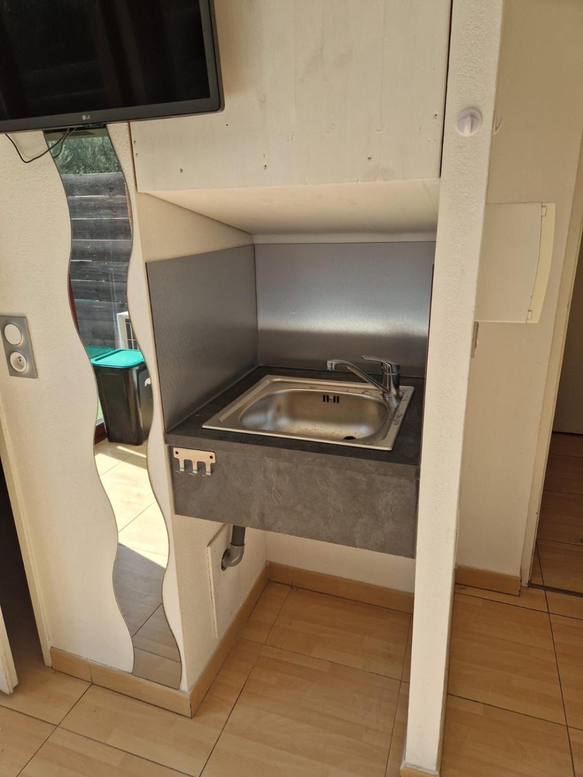 Hotel Acajou 아르젤레쉬르메르 외부 사진